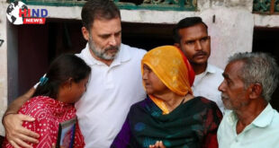 हरिओम वाल्मीकि के परिजनों से मिलते राहुल गांधी - फोटो