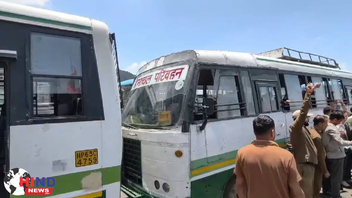Photo of HRTC Strike : हिमाचल में रोडवेज हड़ताल से पहले सरकार ने आवश्यक सेवा कानून लागू किया