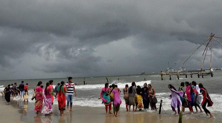 Photo of Kerala Monsoon Entry- केरल में मानसून की एंट्री, भारत में सबसे पहले यहीं क्यों आता है? जानिए पूरा विज्ञान