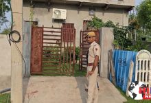 Photo of Mother Murder : कलयुगी बेटे ने मां की चाकू मारकर हत्या, फोन कर खुद बताया