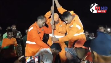 Photo of Borewell Rescue : 30 फीट गहरे बोरवेल में गिरा तीन साल का मासूम, सात घंटे बाद सुरक्षित निकला