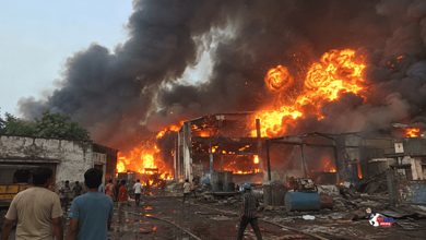 Photo of Firecracker Factory : कौशांबी में पटाखा फैक्टरी में भीषण आग, धमाकों से मनौरी बाजार दहला, कई लोग झुलसे