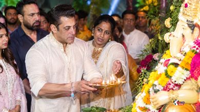 Photo of Salman Khan : गणपति बप्पा की भक्ति में डूबा खान परिवार, सलमान ने गलत घुमाई आरती, अर्पिता ने तुरंत टोका