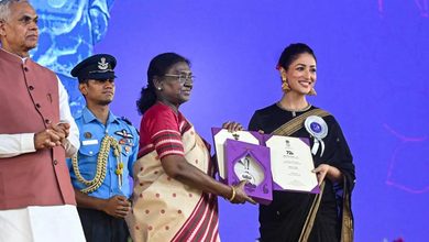 Photo of National Award : राष्ट्रीय पुरस्कार पाकर भावुक हुईं यामी गौतम, बोलीं मेहनत करते रहिए, एक दिन सपना जरूर पूरा होगा