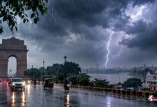 Photo of Rain Alert : दिल्ली यूपी बिहार समेत कई राज्यों में आज बारिश आंधी और बिजली गिरने का अलर्ट जारी