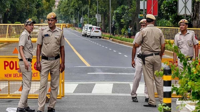 Photo of मुखर्जी नगर मामले में दिल्ली पुलिस की बड़ी कार्रवाई, दो आरोपी गिरफ्तार; सफारी कार जब्त