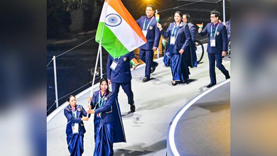 Photo of एशियन गेम्स 2026: मनु भाकर और पवन शेरावत ने थामा तिरंगा, नागोया में भारतीय दल का किया नेतृत्व