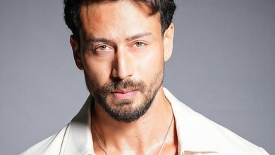 Photo of Tiger Shroff Firing Case: टाइगर श्रॉफ की कार पर फायरिंग, रेहान समेत तीन आरोपी कोटा से गिरफ्तार