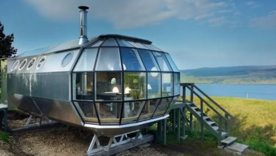 Photo of Scotland UFO House : धरती पर उतरी उड़न तश्तरी? इस अनोखे घर की कहानी हैरान कर देगी