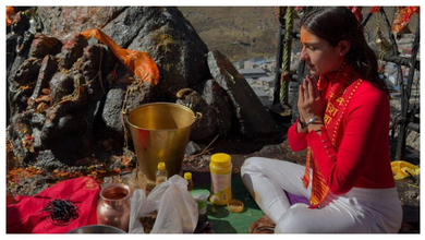 Photo of सारा अली खान केदारनाथ में पूजा करने पर फंसीं, यूपी के मौलाना ने जारी किया फतवा; मांगी तौबा