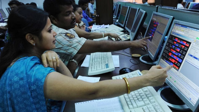 Photo of Stock Market Rally : शेयर बाजार में आखिरी घंटे तूफानी तेजी, सेंसेक्स उछला, निवेशकों की संपत्ति में ₹4.16 लाख करोड़ बढ़ोतरी