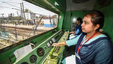 Photo of Indian Railways : रेलवे कर्मचारियों को दिवाली का बड़ा तोहफा, 78 दिन के बोनस को मंजूरी, 11.4 लाख कर्मचारियों को फायदा